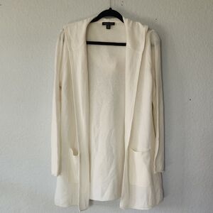 Saks Fifth Avenue Cream Cashmere Sweater